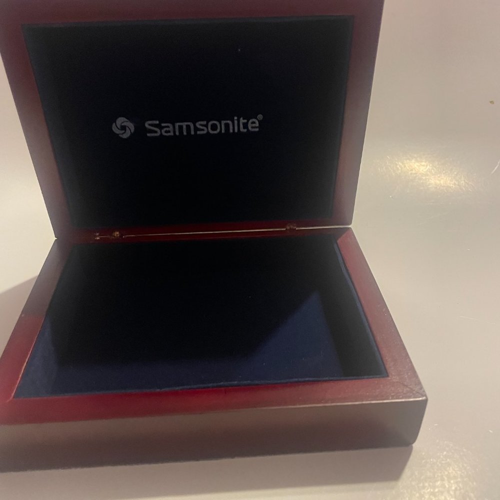 Samsonite Jewelry Box. - Picture 3 of 5